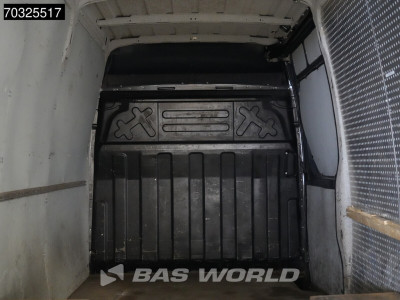 Iveco Daily 35C21 3.0L Automaat Dubbellucht L3H2 3,5t Trekhaak Airco Cruise Camera Parkeersensoren Stoelverwarming Euro6 L3 Airco Trekhaak Cruise control 10