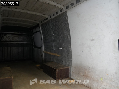 Iveco Daily 35C21 3.0L Automaat Dubbellucht L3H2 3,5t Trekhaak Airco Cruise Camera Parkeersensoren Stoelverwarming Euro6 L3 Airco Trekhaak Cruise control 12