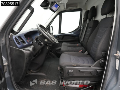 Iveco Daily 35C21 3.0L Automaat Dubbellucht L3H2 3,5t Trekhaak Airco Cruise Camera Parkeersensoren Stoelverwarming Euro6 L3 Airco Trekhaak Cruise control 13