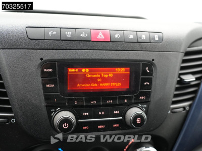 Iveco Daily 35C21 3.0L Automaat Dubbellucht L3H2 3,5t Trekhaak Airco Cruise Camera Parkeersensoren Stoelverwarming Euro6 L3 Airco Trekhaak Cruise control 15