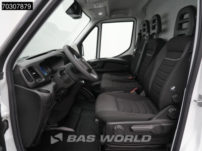 Iveco Daily 35C21 3.0L Automaat Dubbellucht L3H2 LED ACC Airco Camera CarPlay Parkeersensoren Stoelverwarming 3,5t Trekgewicht Euro6 L3 Airco foto 12