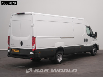 Iveco Daily 35C21 3.0L Automaat Dubbellucht L3H2 LED ACC Airco Camera CarPlay Parkeersensoren Stoelverwarming 3,5t Trekgewicht Euro6 L3 Airco foto 2