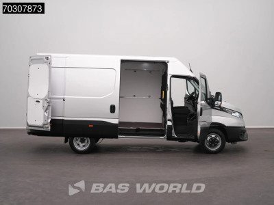 Iveco Daily 35C21 Neu! 3.0L Automatik L2H2 Doppelbereifung 210PS ACC LED Klima Kamera CarPlay Parkensensoren Sitzheizung 3,5t Anhängelast Euro6 L2 Airco foto 8