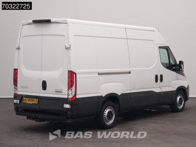 Iveco Daily 35S14 Automaat L2H2 3,5t Trekhaak Airco Cruise Werkplaatsinrichting Euro6 L2 Airco Trekhaak Cruise control 2