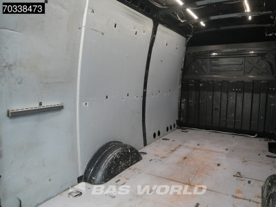 Iveco Daily 35S14 Automaat L2H2 AC/Climate Navi Camera Cruise Trekhaak Luchtvering Euro6 L2 Airco Trekhaak Cruise control foto 12