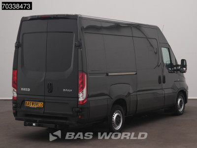 Iveco Daily 35S14 Automaat L2H2 AC/Climate Navi Camera Cruise Trekhaak Luchtvering Euro6 L2 Airco Trekhaak Cruise control foto 2