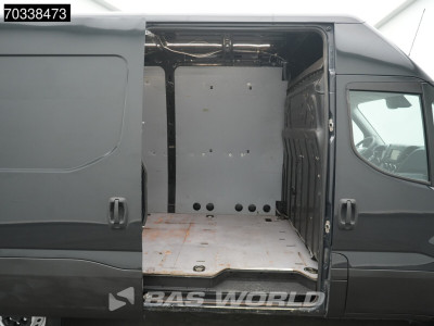 Iveco Daily 35S14 Automaat L2H2 AC/Climate Navi Camera Cruise Trekhaak Luchtvering Euro6 L2 Airco Trekhaak Cruise control foto 9
