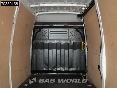 Iveco Daily 35S14 Automaat L2H2 Airco Cruise Camera 3,5t Trekgewicht Euro6 L2 Airco Cruise control foto 11