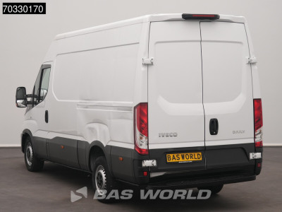 Iveco Daily 35S14 Automaat L2H2 Airco Cruise Camera 3,5t Trekgewicht Euro6 L2 Airco Cruise control foto 6