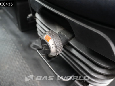 Iveco Daily 35S14 Automaat Laadklep Zijdeur Bakwagen Airco Cruise Lat om Lat DHollandia Euro6 Meubelbak Koffer CityBox Airco Cruise control 17