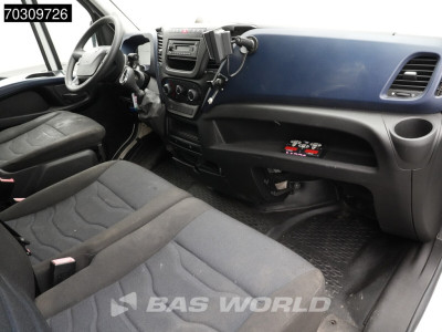 Iveco Daily 35S14 DAMAGE/SCHADE! Automaat Koelwagen Carrier Pulsar Airco Cruise Camera Euro6 Koel Koeler Bakwagen Gekoeld Kühl Kühler Kühlwagen Kühlkoffer Koffer Airco Cruise control foto 17