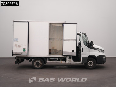 Iveco Daily 35S14 DAMAGE/SCHADE! Automaat Koelwagen Carrier Pulsar Airco Cruise Camera Euro6 Koel Koeler Bakwagen Gekoeld Kühl Kühler Kühlwagen Kühlkoffer Koffer Airco Cruise control foto 7