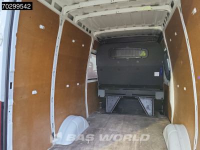 Iveco Daily 35S14 Dubbel Cabine Automaat L2H2 3,5t Trekhaak Airco Cruise Camera Imperiaal Euro6 L2 DC Doka Mixto Airco Trekhaak Cruise control foto 8