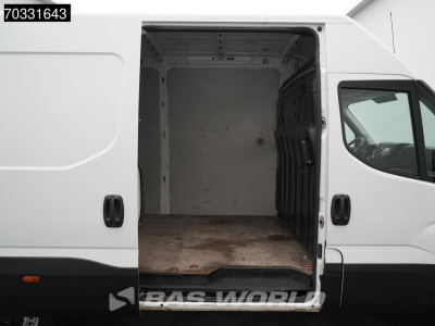 Iveco Daily 35S14 L2H2 Airco Cruise 3500kg trekgewicht 3520L Airco Cruise control foto 11