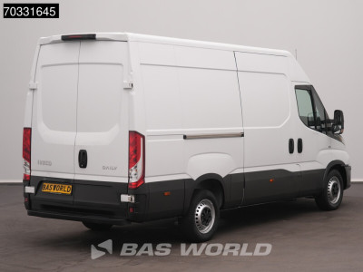 Iveco Daily 35S14 L2H2 Airco Cruise 3500kg trekgewicht Euro6 3520L Airco Cruise control foto 2