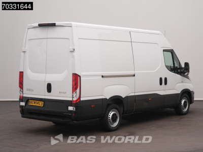 Iveco Daily 35S14 L2H2 Airco Cruise 3500kg trekgewicht Euro6 3520L Airco Cruise control foto 2