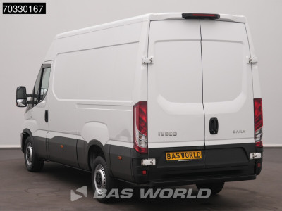 Iveco Daily 35S14 L2H2 Airco Cruise Camera Groot scherm 3520L L2 Airco Cruise control foto 6