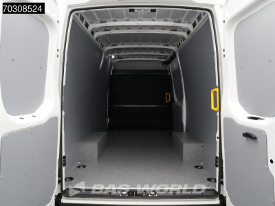 Iveco Daily 35S16 3.0L Automaat L2H2 180PK ACC Airco Camera CarPlay Parkeersensoren Stoelverwarming Euro6 L2 Airco Trekhaak foto 10