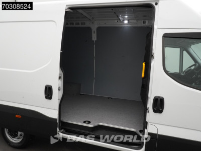 Iveco Daily 35S16 3.0L Automaat L2H2 180PK ACC Airco Camera CarPlay Parkeersensoren Stoelverwarming Euro6 L2 Airco Trekhaak foto 9