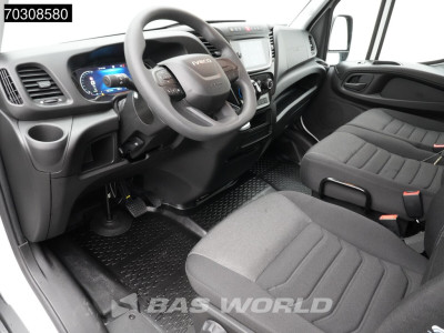 Iveco Daily 35S16 3.0L Automaat L2H2 3,5t Trekhaak 160PK Airco Camera CarPlay Parkeersensoren Euro6 L2 26m3 Airco Trekhaak foto 3