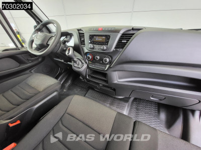 Iveco Daily 35S16 3.0L Automaat L3H2 3,5t Trekhaak 160PK Airco Cruise Euro6 L3 Airco Trekhaak Cruise control foto 10