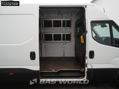 Iveco Daily 35S16 Automaat 160PK L3H2 3,5t Trekgewicht Airco Camera Parkeersensoren Euro6 L3 Airco foto 12