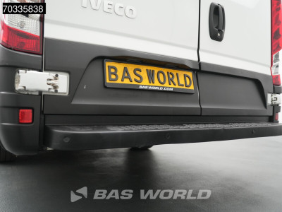 Iveco Daily 35S16 Automaat 160PK L3H2 AC/Climate Camera Parkeersensoren 3.5t Trekgewicht Euro6 L3 Airco foto 13