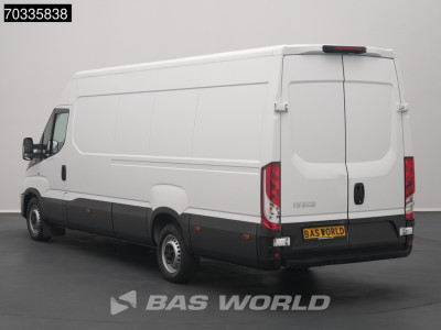Iveco Daily 35S16 Automaat 160PK L3H2 AC/Climate Camera Parkeersensoren 3.5t Trekgewicht Euro6 L3 Airco foto 6