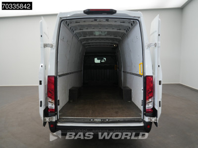 Iveco Daily 35S16 Automaat 160PK L3H2 AC/Climate Camera Parkeersensoren 3.5t Trekgewicht Euro6 L3 Airco foto 8