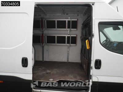 Iveco Daily 35S16 Automaat 160PK L3H2 AC/Climate Camera Parkeersensoren 3.5t Trekgewicht Euro6 L3 Airco foto 8