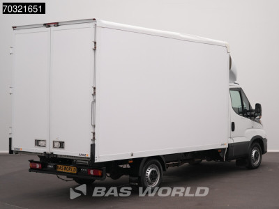 Iveco Daily 35S16 Automaat Achterdeuren 160PK Bakwagen Airco Camera Euro6 Meubelbak Koffer 21m3 Airco foto 8