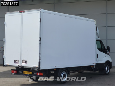 Iveco Daily 35S16 Automaat Bakwagen 160PK Achterdeuren Airco Camera Euro6 Meubelbak Koffer 21m3 Airco foto 6