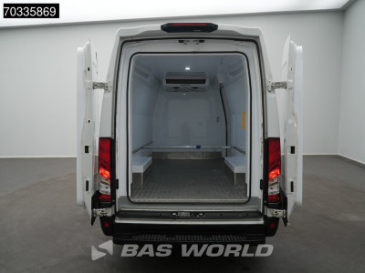 Iveco Daily 35S16 Automaat Koel/Vrieswagen -15 Kerstner Thermoking V-300 MAX Airco Camera Euro6 Koel Vries Kühlkasten Kühlwagen Vries Vriezer Vrieswagen Frigo Airco Cruise control foto 9