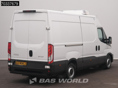 Iveco Daily 35S16 Automaat Koel/Vrieswagen Kerstner Thermoking V-300 MAX Airco Camera Euro6 Koel Vries Kühlkasten Kühlwagen Vries Vriezer Vrieswagen Frigo Airco foto 2