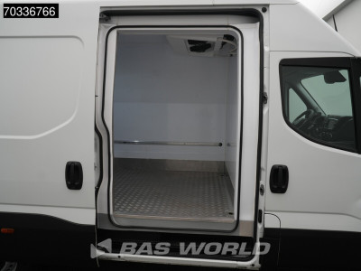 Iveco Daily 35S16 Automaat Koel/Vrieswagen Kerstner Thermoking V-300 MAX Airco Camera Euro6 Koel Vries Kühlkasten Kühlwagen Vries Vriezer Vrieswagen Frigo Airco foto 8