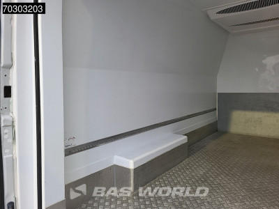 Iveco Daily 35S16 Automaat Koelwagen Kerstner 230v Stekker L2H2 3,5t Trekhaak 160PK Airco Cruise Parkeersensoren Euro6 Koel Koeler Kühl Kühler Kühlwagen Kühlkasten Airco Trekhaak Cruise control foto 8
