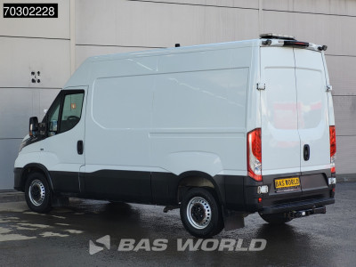 Iveco Daily 35S16 Automaat L2H2 3,5t Trekhaak 160PK ACC Navi Airco Camera Werkplaatsinrichting Euro6 L2 Airco Trekhaak foto 2