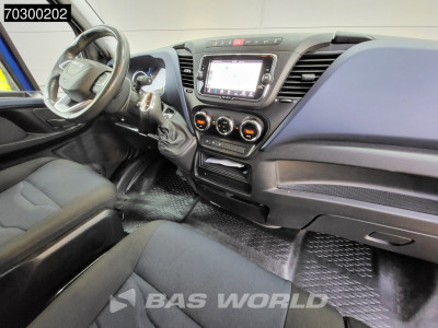 Iveco Daily 35S16 Automaat L2H2 3,5t Trekhaak ACC LED Airco Cruise Camera Parkeersensoren LM-Velgen Euro6 L2 Airco Trekhaak foto 11