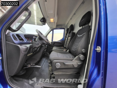 Iveco Daily 35S16 Automaat L2H2 3,5t Trekhaak ACC LED Airco Cruise Camera Parkeersensoren LM-Velgen Euro6 L2 Airco Trekhaak foto 12