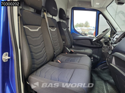 Iveco Daily 35S16 Automaat L2H2 3,5t Trekhaak ACC LED Airco Cruise Camera Parkeersensoren LM-Velgen Euro6 L2 Airco Trekhaak foto 14