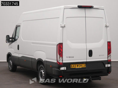 Iveco Daily 35S16 Automaat L2H2 3,5t Trekhaak ACC Navi Airco Camera Parkeersensoren Euro6 L2 Airco Trekhaak 6