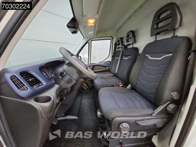 Iveco Daily 35S16 Automaat L2H2 3,5t Trekhaak ACC Navi Airco Camera Werkplaatsinrichting Euro6 L2 Airco Trekhaak foto 12