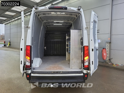 Iveco Daily 35S16 Automaat L2H2 3,5t Trekhaak ACC Navi Airco Camera Werkplaatsinrichting Euro6 L2 Airco Trekhaak foto 6