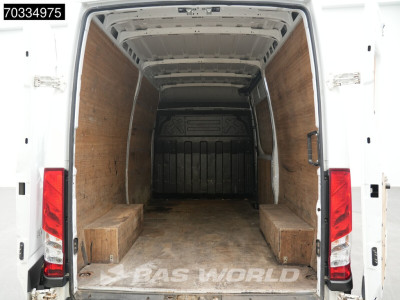 Iveco Daily 35S16 Automaat L2H2 3,5t Trekhaak LED Navi Airco Cruise Camera Imperiaal Euro6 L2 Airco Trekhaak Cruise control foto 10