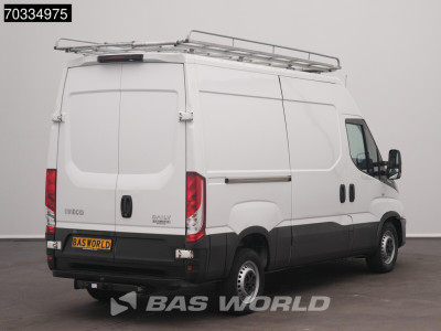 Iveco Daily 35S16 Automaat L2H2 3,5t Trekhaak LED Navi Airco Cruise Camera Imperiaal Euro6 L2 Airco Trekhaak Cruise control foto 2
