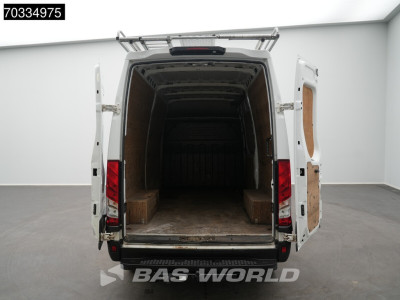 Iveco Daily 35S16 Automaat L2H2 3,5t Trekhaak LED Navi Airco Cruise Camera Imperiaal Euro6 L2 Airco Trekhaak Cruise control foto 8