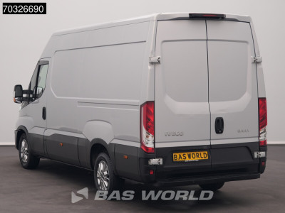 Iveco Daily 35S16 Automaat L2H2 ACC LED Navi Airco Camera Parkeersensoren 3,5t Trekgewicht LM Velgen Euro6 L2 Airco 6