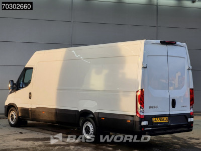 Iveco Daily 35S16 Automaat L3H2 3,5t Trekgewicht Airco Parkeersensoren Euro6 L3 Airco foto 2