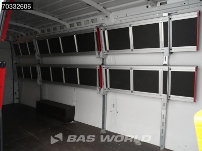 Iveco Daily 35S16 Automaat L3H2 Airco Camera Parkeersensoren 3,5t Trekgewicht 160PK Euro6 L3 BPM Vrij Airco foto 13