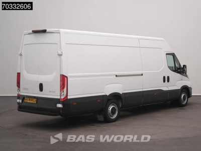 Iveco Daily 35S16 Automaat L3H2 Airco Camera Parkeersensoren 3,5t Trekgewicht 160PK Euro6 L3 BPM Vrij Airco foto 2